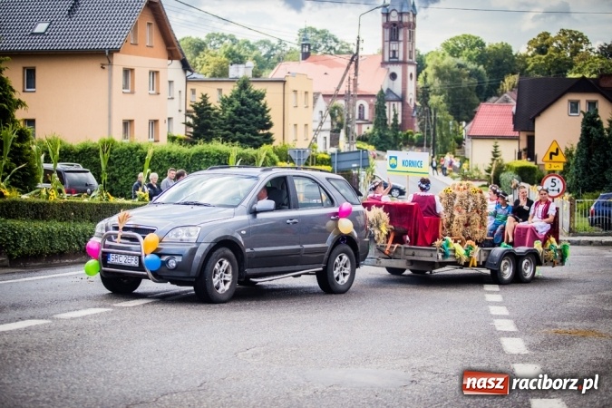 Zdjęcie w galerii na portalu naszraciborz.pl: Dożynki 2015 - barwny korowód w Krowiarkach wiadomości z regionu