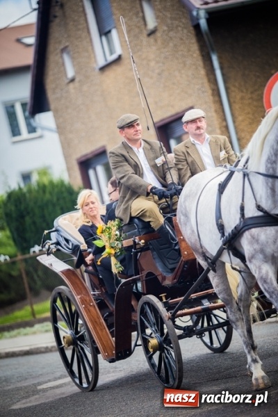 Zdjęcie w galerii na portalu naszraciborz.pl: Dożynki 2015 - barwny korowód w Krowiarkach wiadomości z regionu