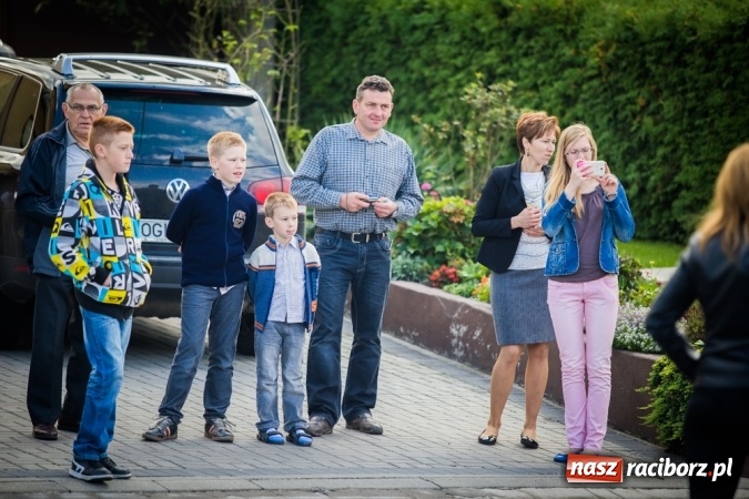 Zdjęcie w galerii na portalu naszraciborz.pl: Dożynki 2015 - barwny korowód w Krowiarkach wiadomości z regionu