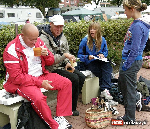 Zdjęcie w galerii na portalu naszraciborz.pl: Raciborscy pływacy po raz szósty startowali w Werdohl wiadomości z regionu