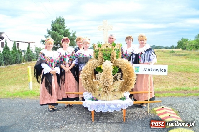 Zdjęcie w galerii na portalu naszraciborz.pl: Dożynki 2015 - powiat dziękuje za plony w Siedliskach wiadomości z regionu