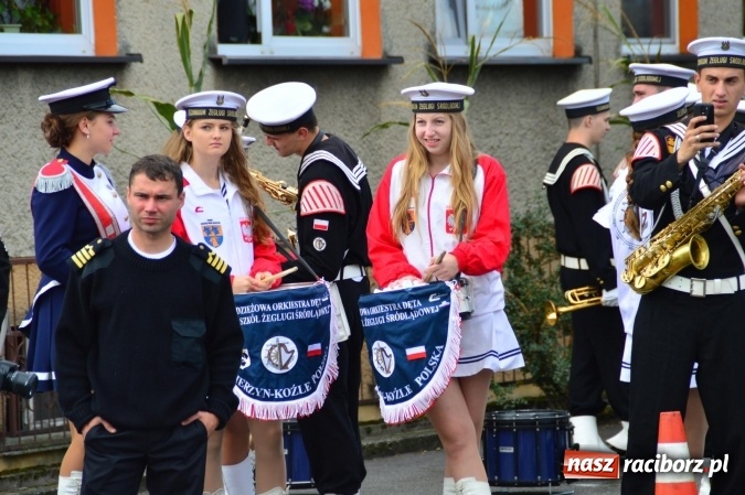 Zdjęcie w galerii na portalu naszraciborz.pl: Dożynki 2015 - powiat dziękuje za plony w Siedliskach wiadomości z regionu