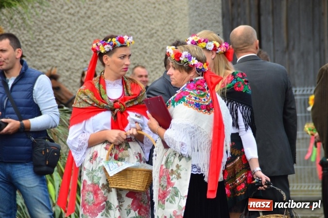 Zdjęcie w galerii na portalu naszraciborz.pl: Dożynki 2015 - powiat dziękuje za plony w Siedliskach wiadomości z regionu