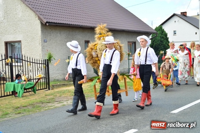 Zdjęcie w galerii na portalu naszraciborz.pl: Dożynki 2015 - powiat dziękuje za plony w Siedliskach wiadomości z regionu