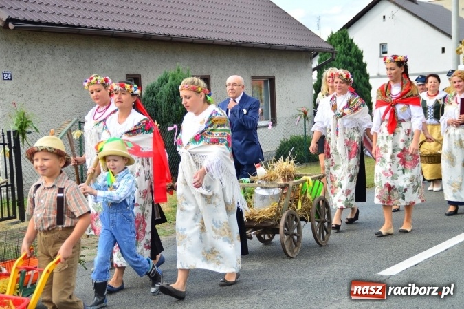 Zdjęcie w galerii na portalu naszraciborz.pl: Dożynki 2015 - powiat dziękuje za plony w Siedliskach wiadomości z regionu