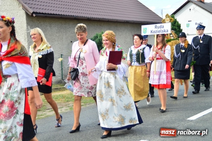 Zdjęcie w galerii na portalu naszraciborz.pl: Dożynki 2015 - powiat dziękuje za plony w Siedliskach wiadomości z regionu