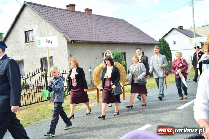 Zdjęcie w galerii na portalu naszraciborz.pl: Dożynki 2015 - powiat dziękuje za plony w Siedliskach wiadomości z regionu