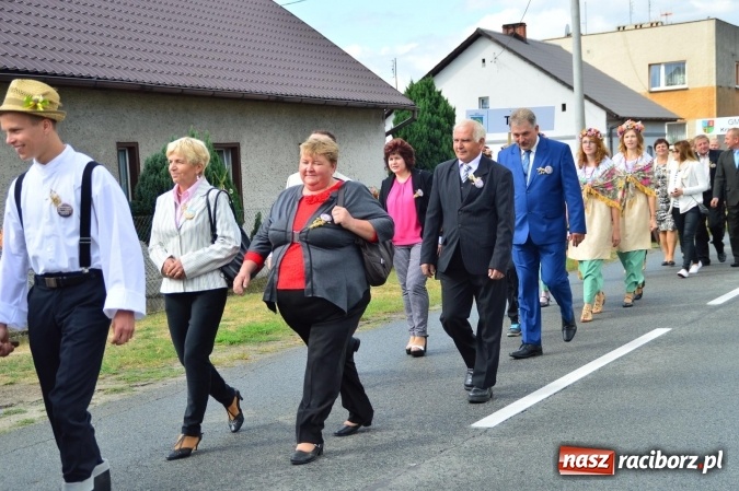 Zdjęcie w galerii na portalu naszraciborz.pl: Dożynki 2015 - powiat dziękuje za plony w Siedliskach wiadomości z regionu