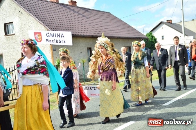 Zdjęcie w galerii na portalu naszraciborz.pl: Dożynki 2015 - powiat dziękuje za plony w Siedliskach wiadomości z regionu