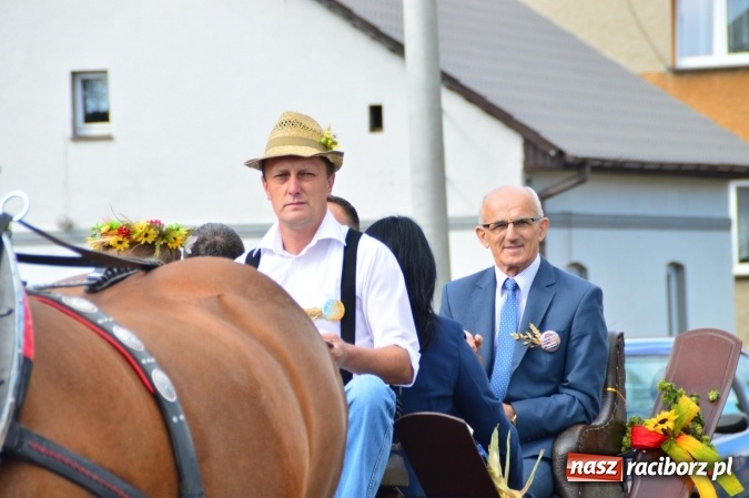 Zdjęcie w galerii na portalu naszraciborz.pl: Dożynki 2015 - powiat dziękuje za plony w Siedliskach wiadomości z regionu