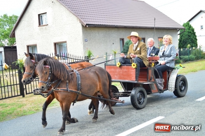 Zdjęcie w galerii na portalu naszraciborz.pl: Dożynki 2015 - powiat dziękuje za plony w Siedliskach wiadomości z regionu
