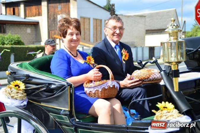 Zdjęcie w galerii na portalu naszraciborz.pl: Dożynki 2015 – rządowcy przyjechali do Bieńkowic a rolnicy wyjechali na Hawaje wiadomości z regionu