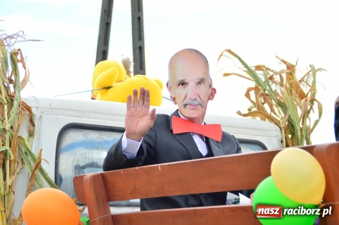 Zdjęcie w galerii na portalu naszraciborz.pl: Dożynki 2015 – rządowcy przyjechali do Bieńkowic a rolnicy wyjechali na Hawaje wiadomości z regionu