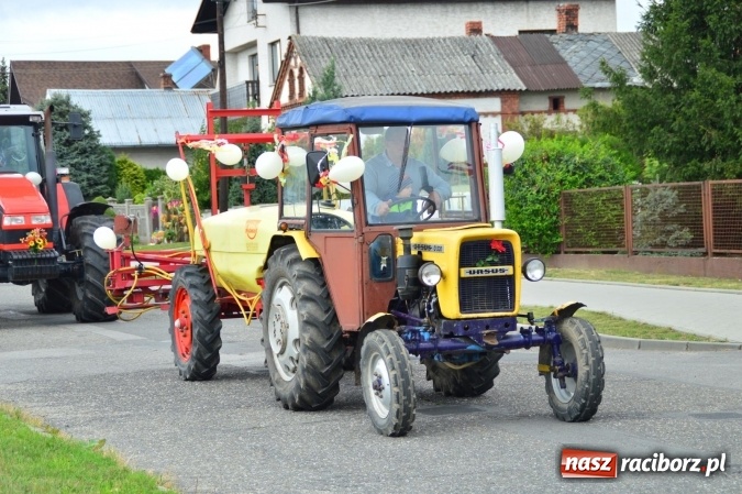 Zdjęcie w galerii na portalu naszraciborz.pl: Dożynki 2015 – rządowcy przyjechali do Bieńkowic a rolnicy wyjechali na Hawaje wiadomości z regionu