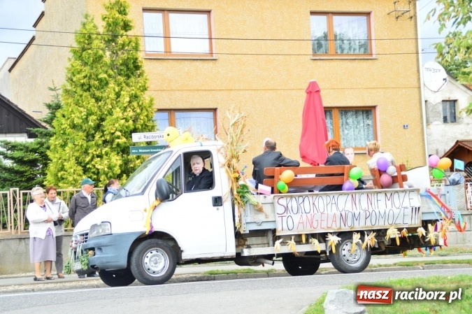 Zdjęcie w galerii na portalu naszraciborz.pl: Dożynki 2015 – rządowcy przyjechali do Bieńkowic a rolnicy wyjechali na Hawaje wiadomości z regionu