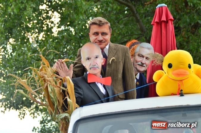 Zdjęcie w galerii na portalu naszraciborz.pl: Dożynki 2015 – rządowcy przyjechali do Bieńkowic a rolnicy wyjechali na Hawaje wiadomości z regionu