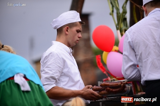 Zdjęcie w galerii na portalu naszraciborz.pl: Dożynki 2015 - krzanowicki korowód w obiektywie studia FotoPerla.eu wiadomości z regionu