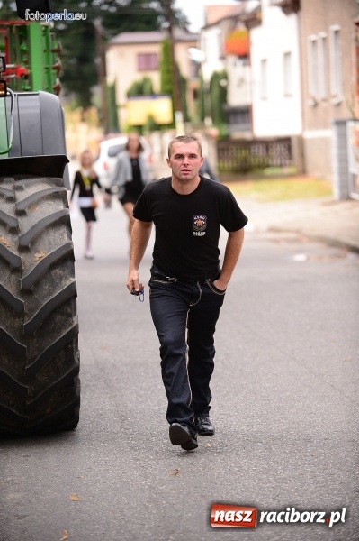 Zdjęcie w galerii na portalu naszraciborz.pl: Dożynki 2015 - krzanowicki korowód w obiektywie studia FotoPerla.eu wiadomości z regionu