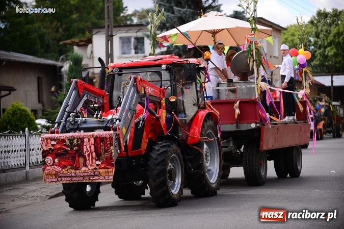 Zdjęcie w galerii na portalu naszraciborz.pl: Dożynki 2015 - krzanowicki korowód w obiektywie studia FotoPerla.eu wiadomości z regionu
