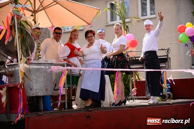 Zdjęcie w galerii na portalu naszraciborz.pl: Dożynki 2015 - krzanowicki korowód w obiektywie studia FotoPerla.eu wiadomości z regionu