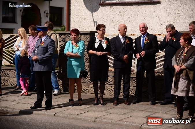 Zdjęcie w galerii na portalu naszraciborz.pl: Dożynki 2015 - krzanowicki korowód w obiektywie studia FotoPerla.eu wiadomości z regionu
