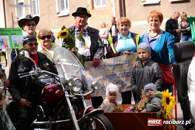Zdjęcie w galerii na portalu naszraciborz.pl: Dożynki 2015 - krzanowicki korowód w obiektywie studia FotoPerla.eu wiadomości z regionu