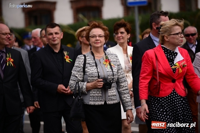 Zdjęcie w galerii na portalu naszraciborz.pl: Dożynki 2015 - krzanowicki korowód w obiektywie studia FotoPerla.eu wiadomości z regionu