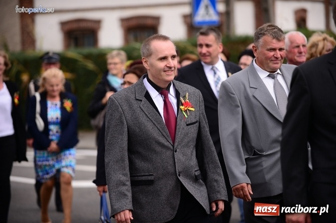Zdjęcie w galerii na portalu naszraciborz.pl: Dożynki 2015 - krzanowicki korowód w obiektywie studia FotoPerla.eu wiadomości z regionu