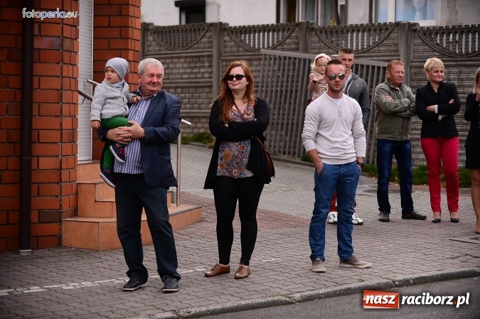 Zdjęcie w galerii na portalu naszraciborz.pl: Dożynki 2015 - krzanowicki korowód w obiektywie studia FotoPerla.eu wiadomości z regionu