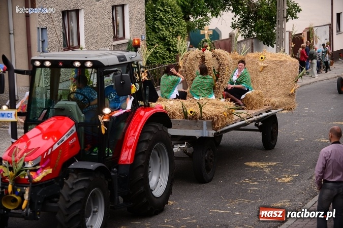 Zdjęcie w galerii na portalu naszraciborz.pl: Dożynki 2015 - krzanowicki korowód w obiektywie studia FotoPerla.eu wiadomości z regionu