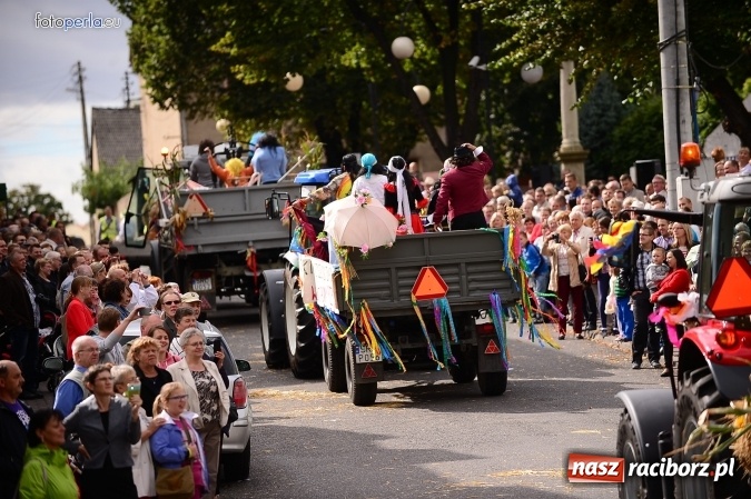 Zdjęcie w galerii na portalu naszraciborz.pl: Dożynki 2015 - krzanowicki korowód w obiektywie studia FotoPerla.eu wiadomości z regionu