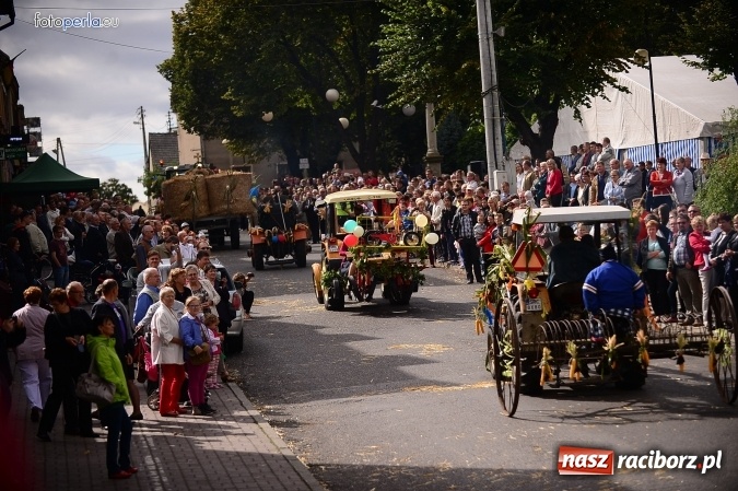 Zdjęcie w galerii na portalu naszraciborz.pl: Dożynki 2015 - krzanowicki korowód w obiektywie studia FotoPerla.eu wiadomości z regionu