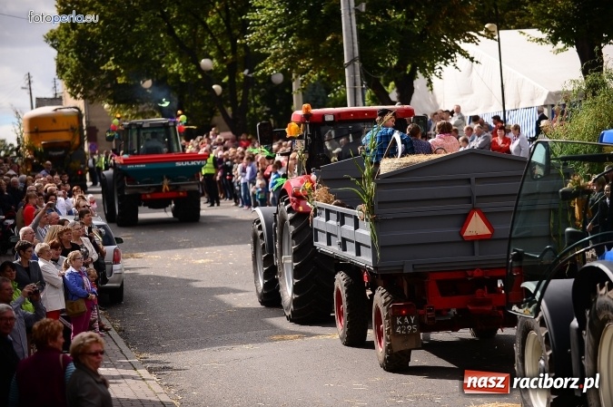 Zdjęcie w galerii na portalu naszraciborz.pl: Dożynki 2015 - krzanowicki korowód w obiektywie studia FotoPerla.eu wiadomości z regionu