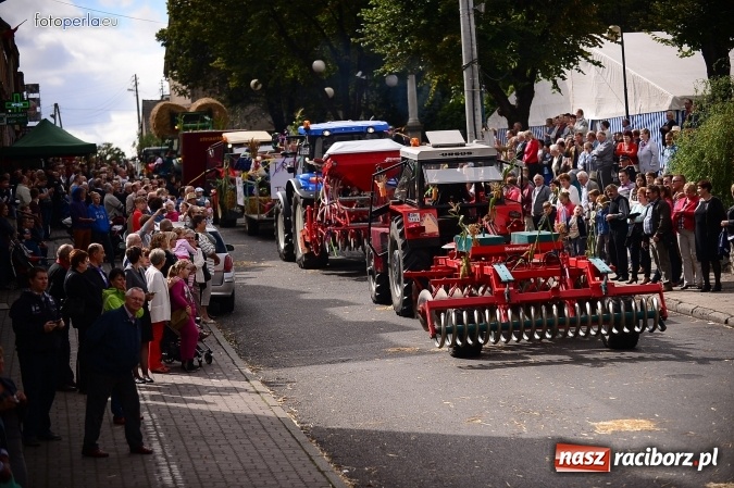 Zdjęcie w galerii na portalu naszraciborz.pl: Dożynki 2015 - krzanowicki korowód w obiektywie studia FotoPerla.eu wiadomości z regionu