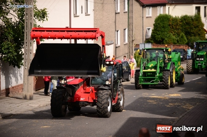 Zdjęcie w galerii na portalu naszraciborz.pl: Dożynki 2015 - krzanowicki korowód w obiektywie studia FotoPerla.eu wiadomości z regionu