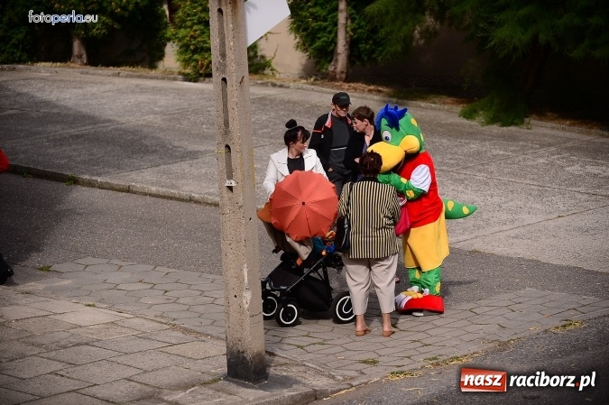 Zdjęcie w galerii na portalu naszraciborz.pl: Dożynki 2015 - krzanowicki korowód w obiektywie studia FotoPerla.eu wiadomości z regionu