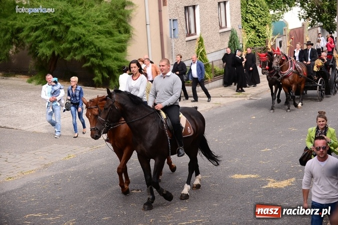 Zdjęcie w galerii na portalu naszraciborz.pl: Dożynki 2015 - krzanowicki korowód w obiektywie studia FotoPerla.eu wiadomości z regionu
