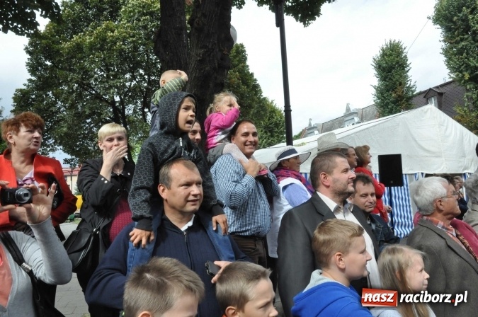 Zdjęcie w galerii na portalu naszraciborz.pl: Dożynki 2015 - święto plonów na 750-lecie miasta wiadomości z regionu
