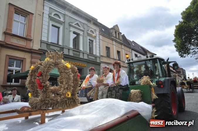 Zdjęcie w galerii na portalu naszraciborz.pl: Dożynki 2015 - święto plonów na 750-lecie miasta wiadomości z regionu