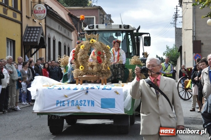 Zdjęcie w galerii na portalu naszraciborz.pl: Dożynki 2015 - święto plonów na 750-lecie miasta wiadomości z regionu