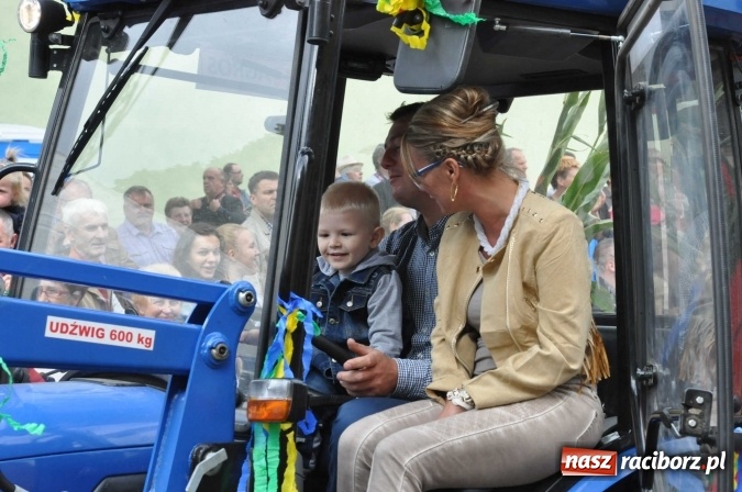 Zdjęcie w galerii na portalu naszraciborz.pl: Dożynki 2015 - święto plonów na 750-lecie miasta wiadomości z regionu