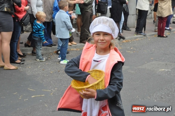 Zdjęcie w galerii na portalu naszraciborz.pl: Dożynki 2015 - święto plonów na 750-lecie miasta wiadomości z regionu