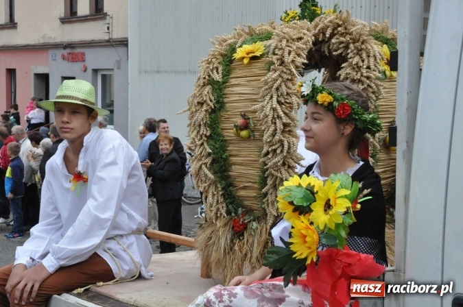 Zdjęcie w galerii na portalu naszraciborz.pl: Dożynki 2015 - święto plonów na 750-lecie miasta wiadomości z regionu