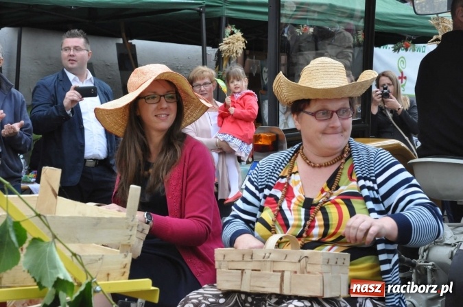 Zdjęcie w galerii na portalu naszraciborz.pl: Dożynki 2015 - święto plonów na 750-lecie miasta wiadomości z regionu