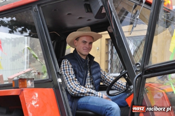 Zdjęcie w galerii na portalu naszraciborz.pl: Dożynki 2015 - święto plonów na 750-lecie miasta wiadomości z regionu