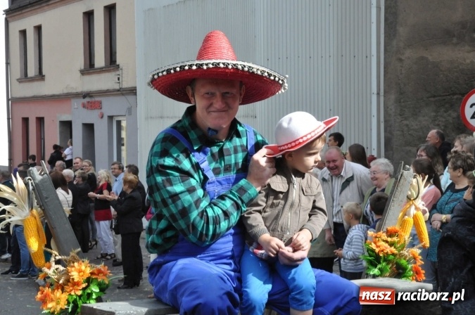 Zdjęcie w galerii na portalu naszraciborz.pl: Dożynki 2015 - święto plonów na 750-lecie miasta wiadomości z regionu