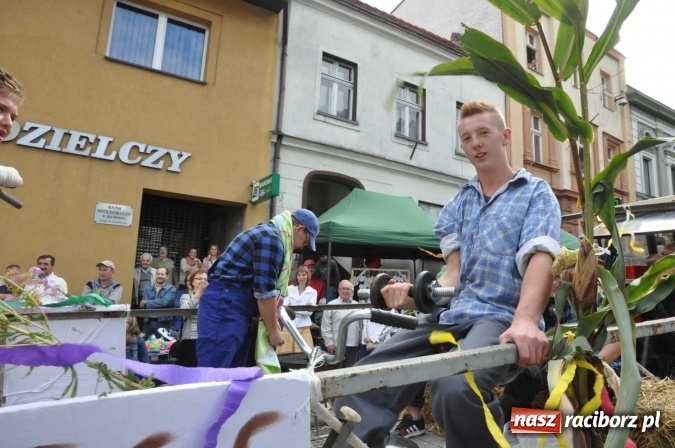 Zdjęcie w galerii na portalu naszraciborz.pl: Dożynki 2015 - święto plonów na 750-lecie miasta wiadomości z regionu