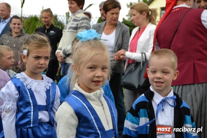 Zdjęcie w galerii na portalu naszraciborz.pl: Dożynki 2015 - W Tworkowie tym razem z ul. św. Jana wiadomości z regionu