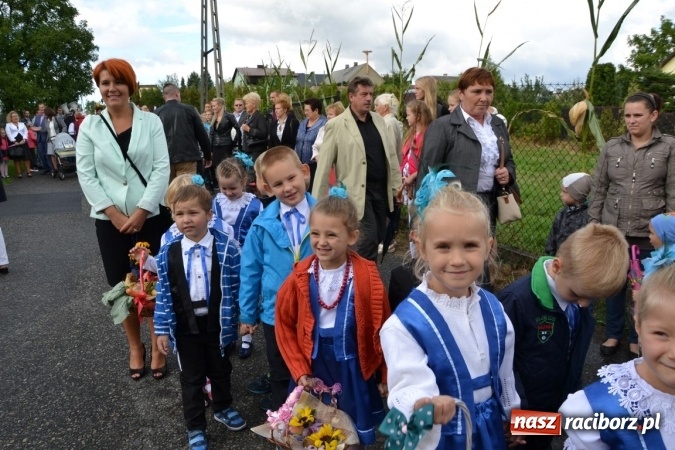 Zdjęcie w galerii na portalu naszraciborz.pl: Dożynki 2015 - W Tworkowie tym razem z ul. św. Jana wiadomości z regionu