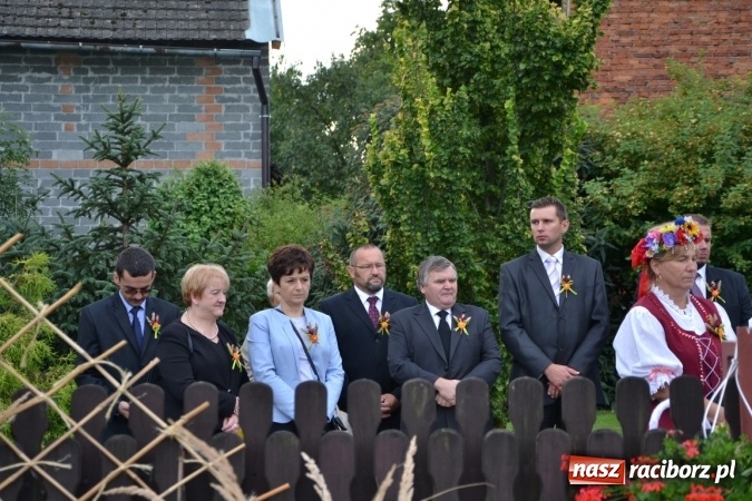 Zdjęcie w galerii na portalu naszraciborz.pl: Dożynki 2015 - W Tworkowie tym razem z ul. św. Jana wiadomości z regionu